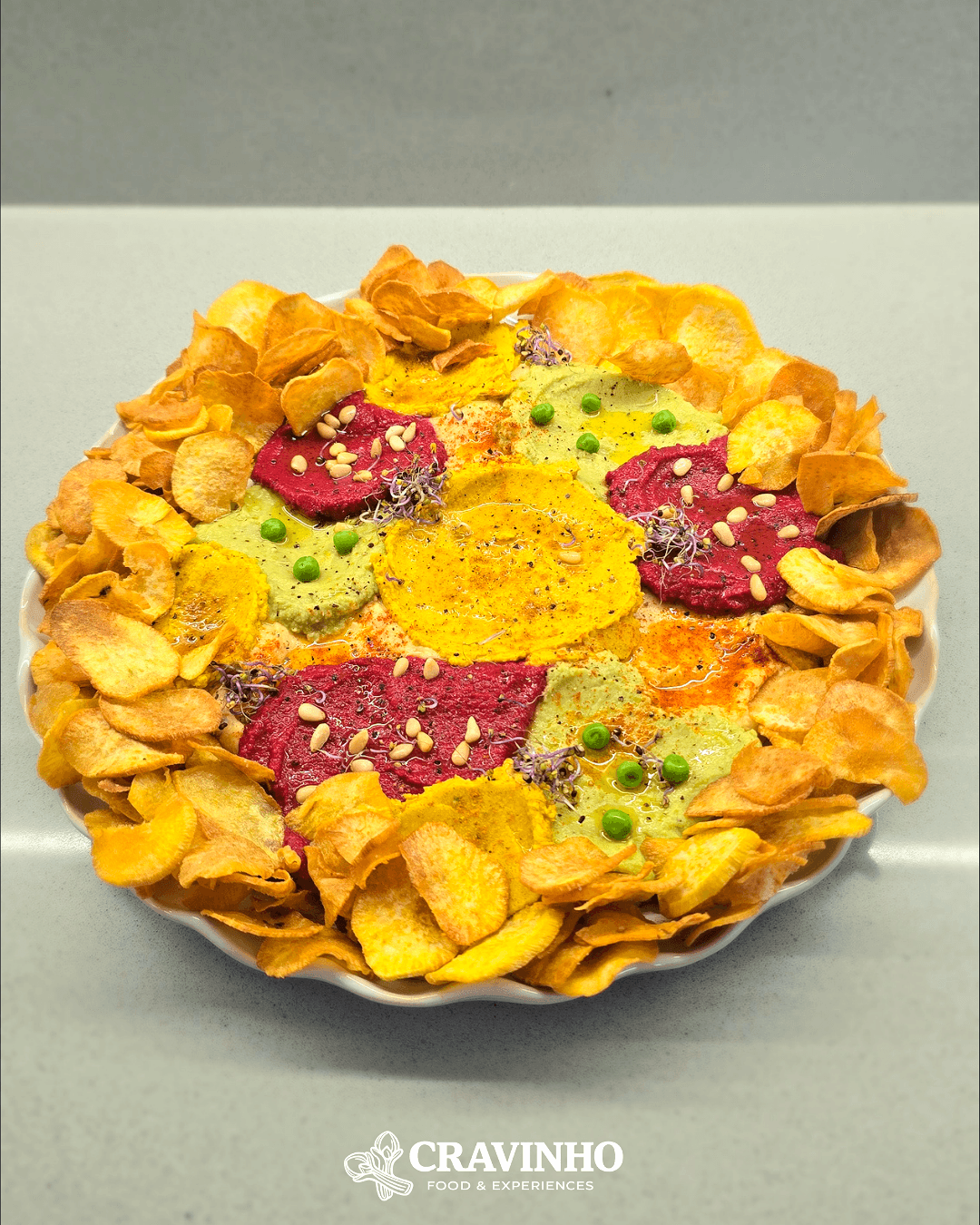 Húmus com Chips de Batata-Doce